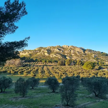 Holiday park Les Garrigues De La Vallee Des Baux *