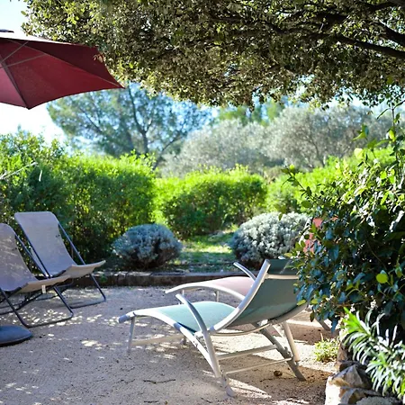 Les Garrigues De La Vallee Des Baux Holiday park *