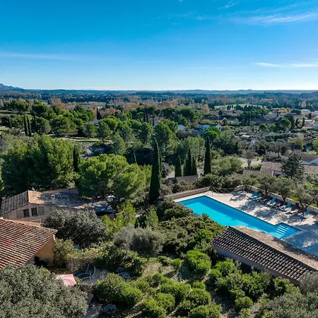 Les Garrigues De La Vallee Des Baux Holiday park *